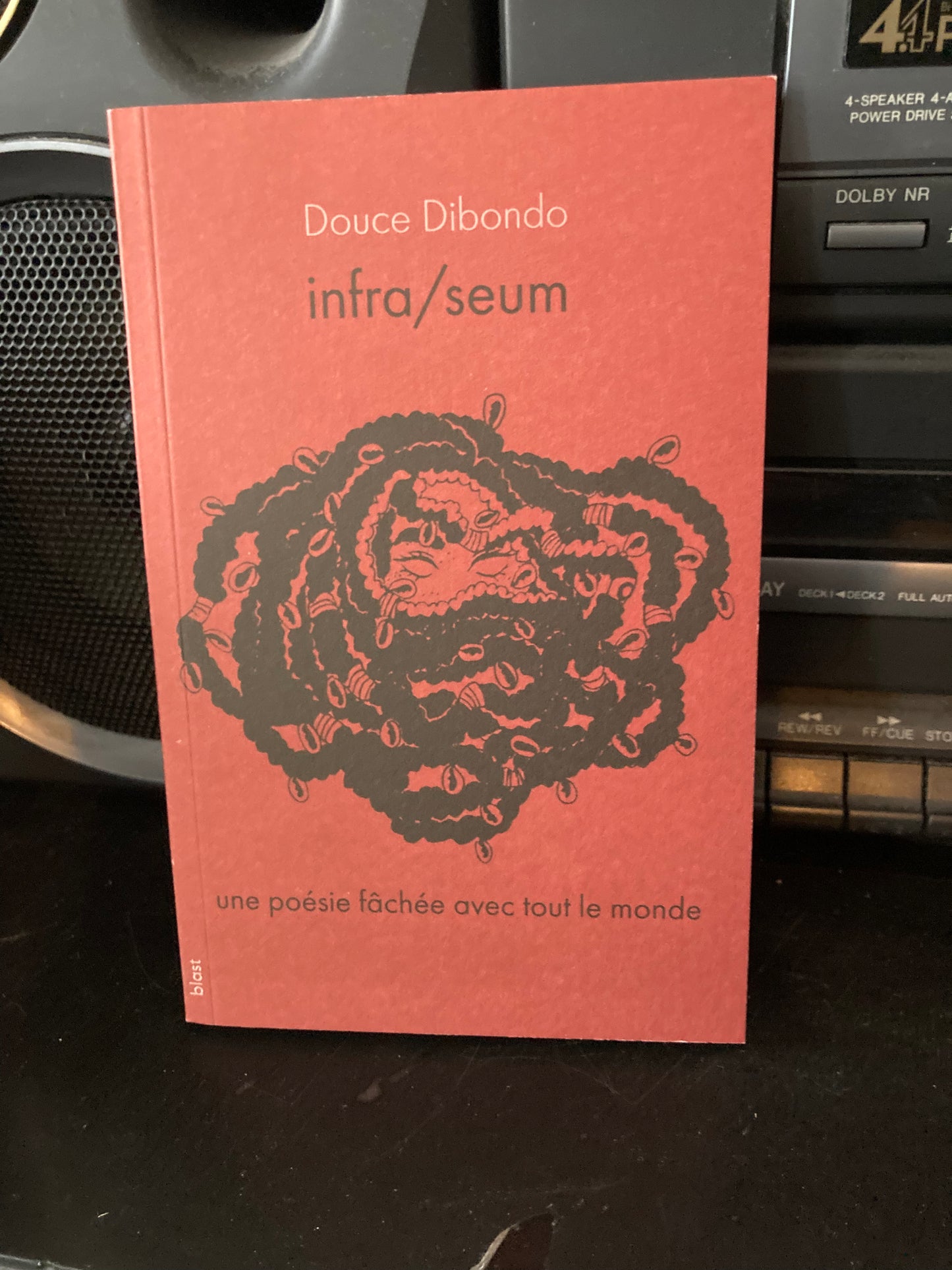 infra/seum (Douce Dibondo)